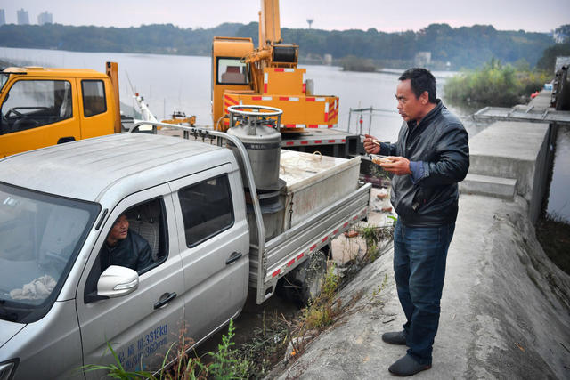 洞庭湖 渔民上岸 转业转产 长江流域 捕鱼 三眼桥渔场