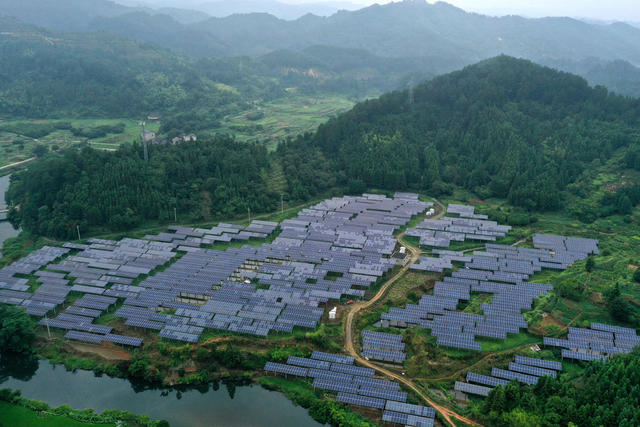 光伏 产业 岗位 运营 监管 稳就业 促增收