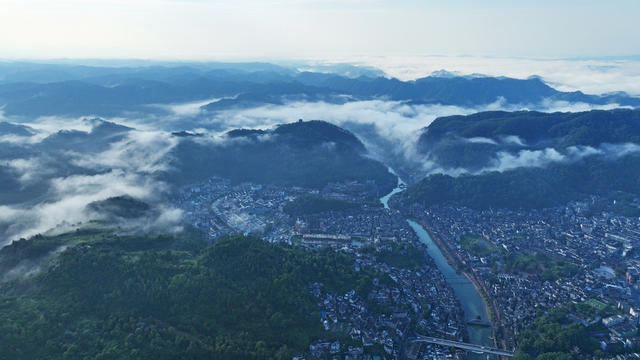 凤凰古城
