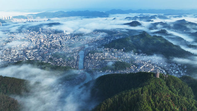 凤凰古城