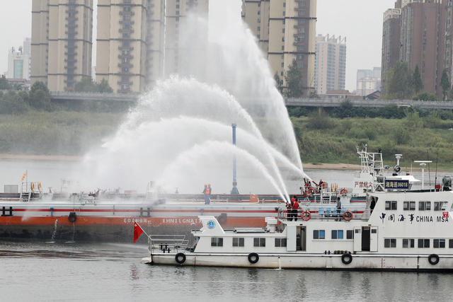 水上应急救援演习,船舶消防灭火,人员落水救助,溢油回收及残油清除,消防