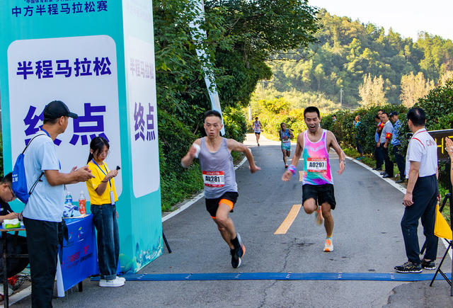 体育  马拉松  半程   怀化中方