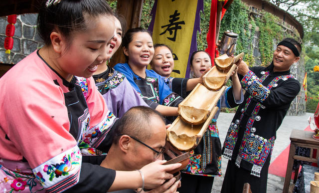 国庆  苗族  活动  怀化  麻阳