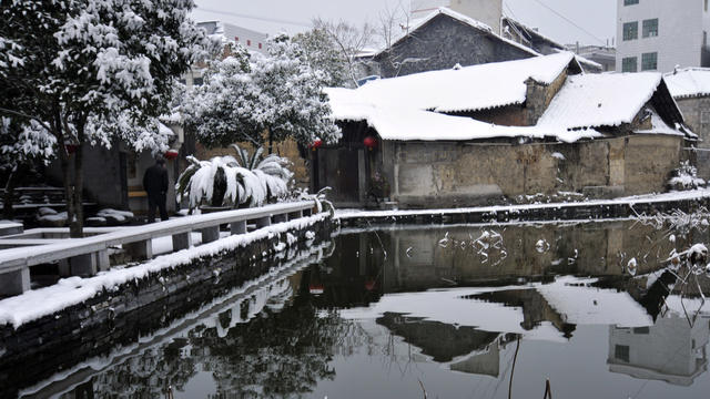 荷塘  雪  美景   古城  吉首