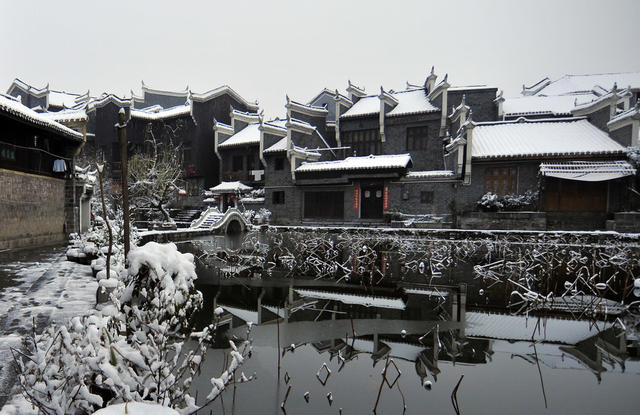 荷塘  雪  美景   古城  吉首