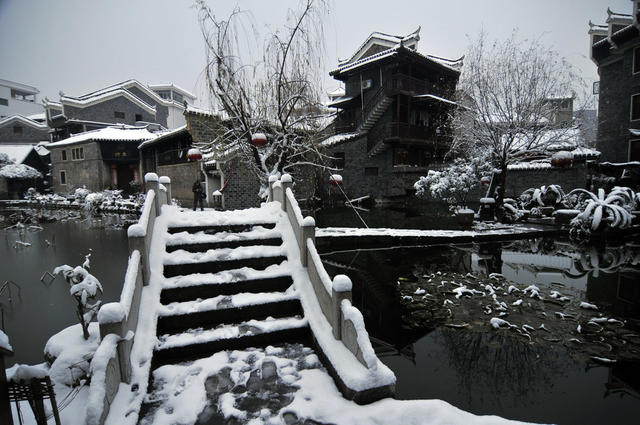 荷塘  雪  美景   古城  吉首