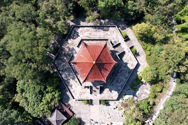 土家族 湘西 无人机 苗族 吉首 航拍 花果山 俯瞰 森立 青山 建筑 城市 生态 山城