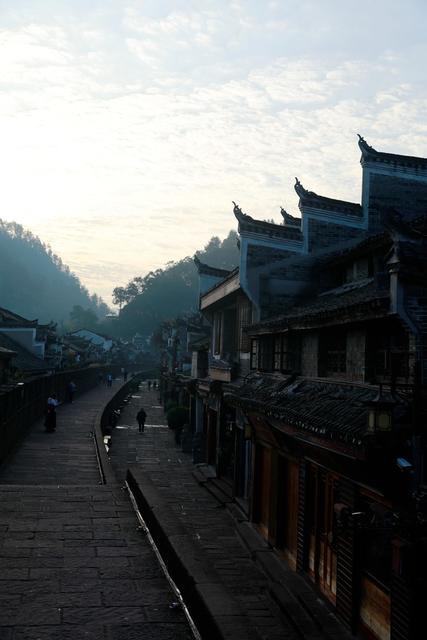凤凰古城  晨曦  静美如画  沱江  吊脚楼  