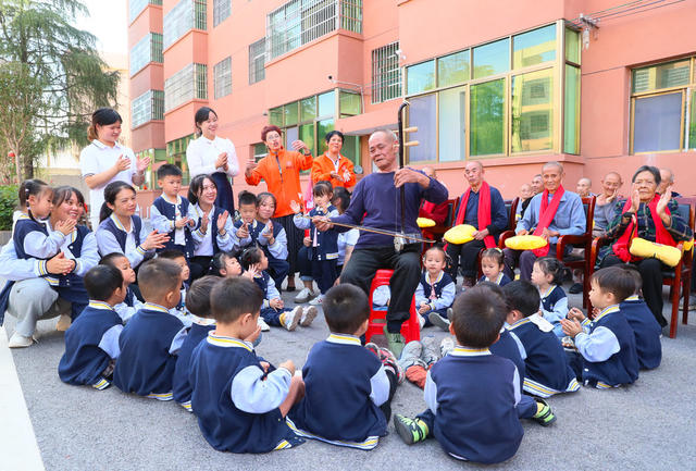 敬老  爱老  童心  重阳节