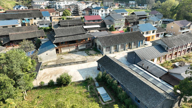通道 木脚 农村人居环境