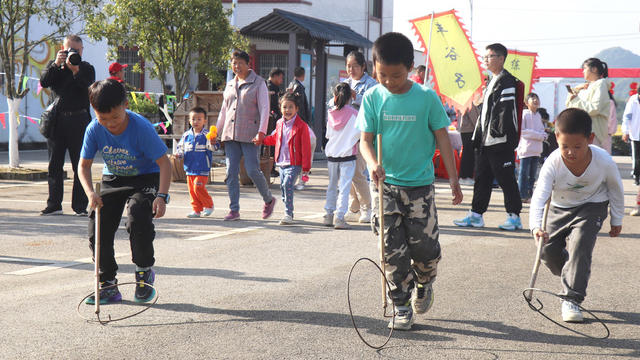 永州市湾井镇周家坝村 农耕文化节 趣味农耕
