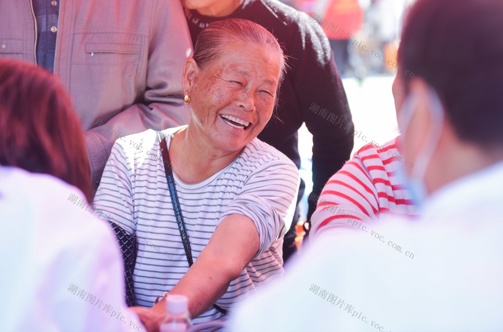 重阳
义诊
义剪
道县
重阳节