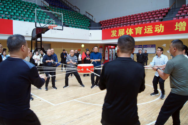 政协  趣味运动会  团结协作 体育运动