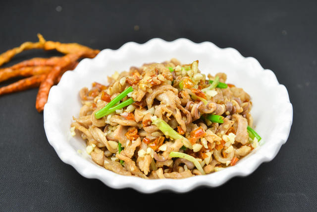 衡东土菜
湘菜
美食
土菜名县
厨师之乡
衡东
土菜
头碗
脆肚
削骨肉
餐饮
标准菜
