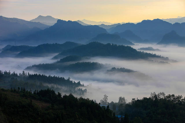 湖南,湘西,龙山,彩墨画,山乡,群山,晨雾,朝霞