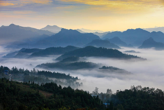 湖南,湘西,龙山,彩墨画,山乡,群山,晨雾,朝霞