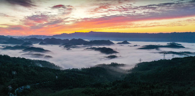 湖南,湘西,龙山,彩墨画,山乡,群山,晨雾,朝霞