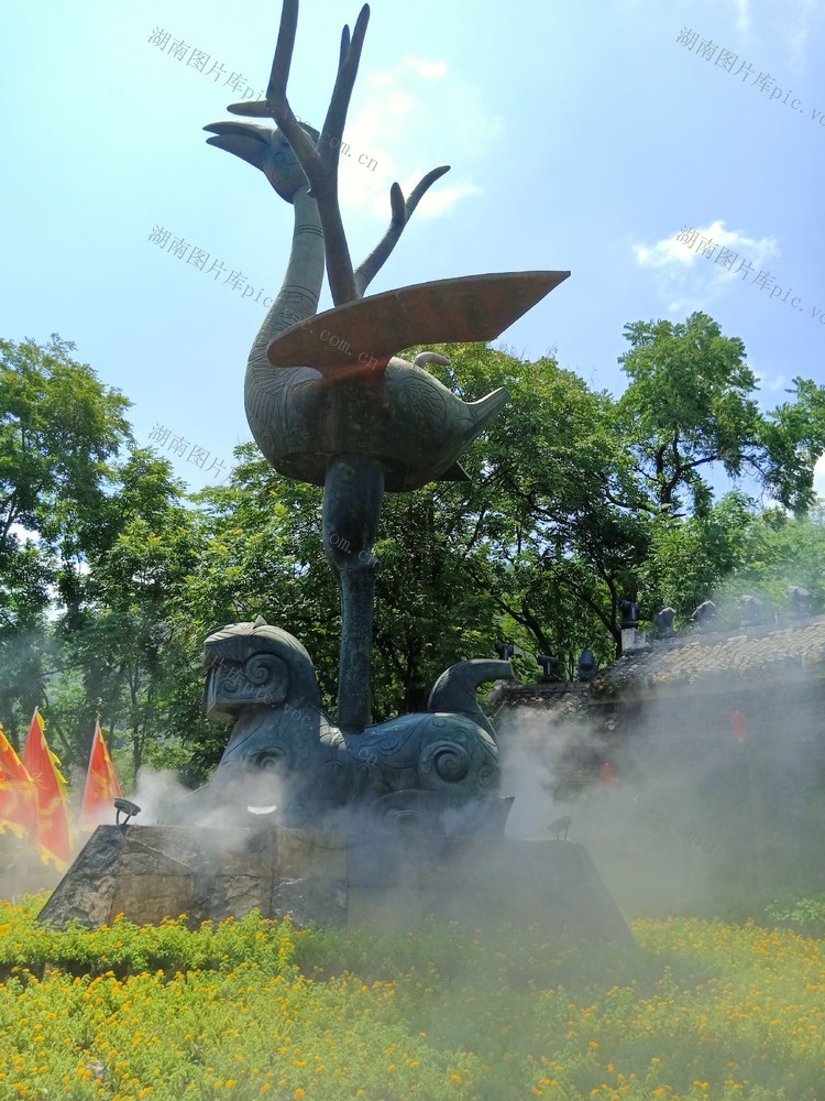 凤凰台上凤凰飞