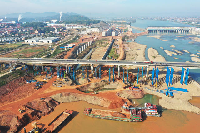 “十四五”规划 交通运输 航道建设 桥梁改造 钢栈桥架设。