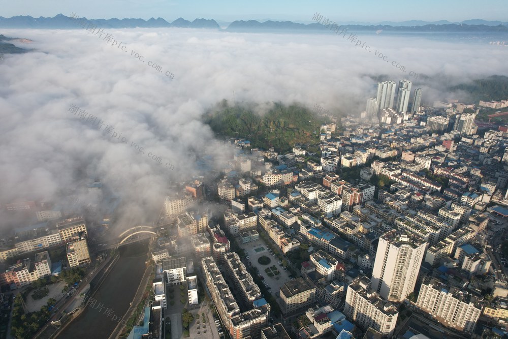 平流雾 气候变化 画卷  仙境 氤氲
