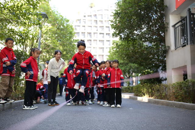 快乐 课间 乐享课间 双减 双减政策