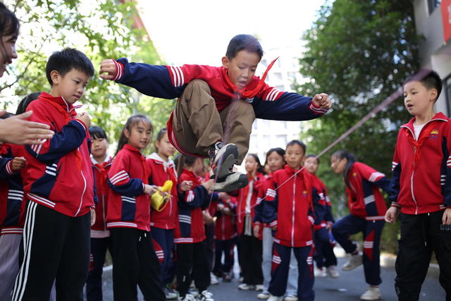 快乐 课间 乐享课间 双减 双减政策