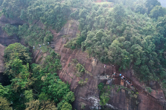 体旅融合 旅游业发展 户外拓展运动 经济发展 山水资源优势