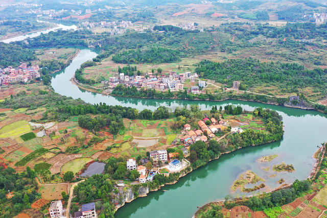 嘉禾：河道弯弯乡村美