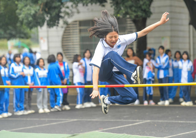 运动  体育运动  运动会  阳光 