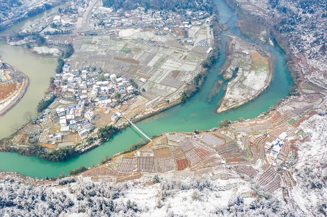 乡村  雪景  湘西 