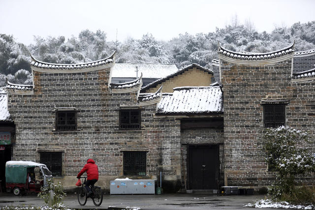 降雪 古村 美如画 古民居 传统村落 旅游
