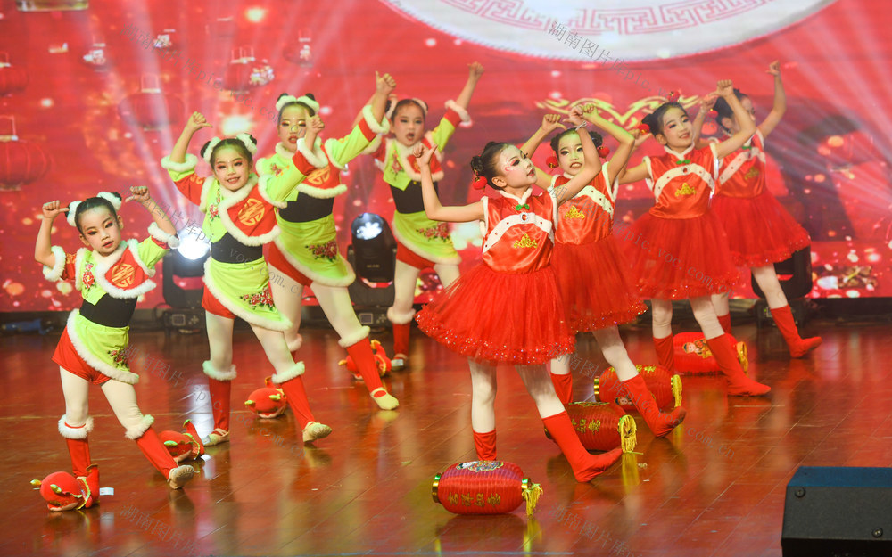 新春
道县
少儿
戏曲