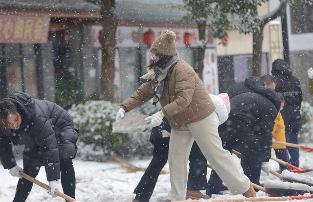 铲雪 畅通 安全 雪 张家界