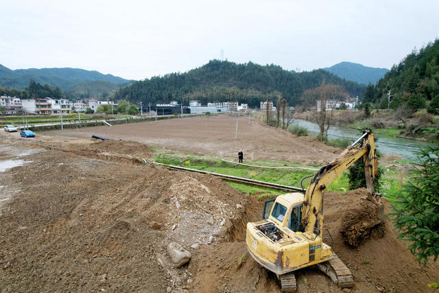 湖南桂东 田地  耕 群众
