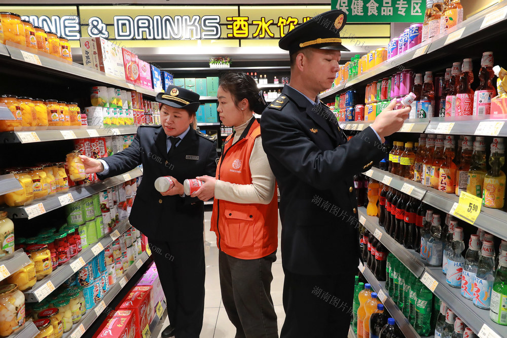 3.15 市场 打假 维权 质量 安全 激发 消费 活力
