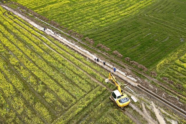 春耕  水利  农田  灌溉