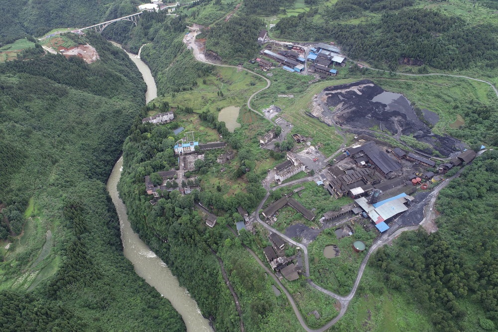 喀斯特河谷 湘西
