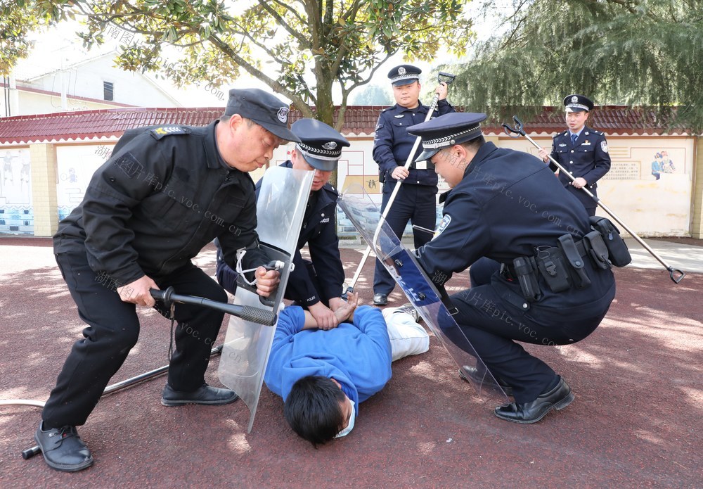   反恐宣传教育进校园
