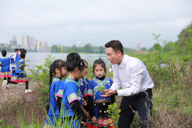 湿地科普教育  研学活动 双减教育  小学教育  麻阳锦江小学 观鸟活动