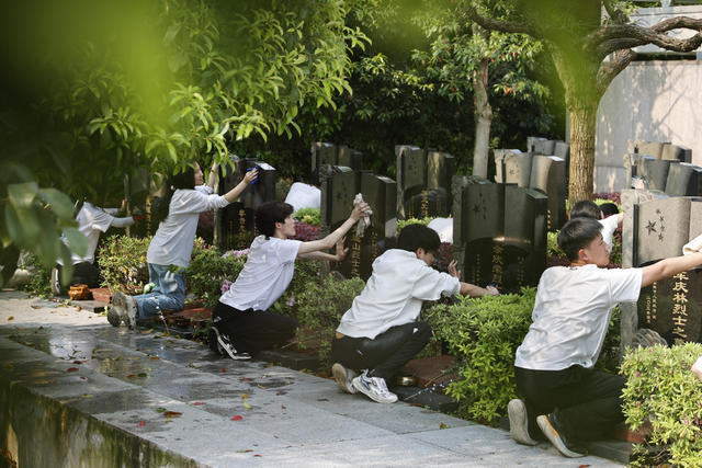 衡阳技师学院 清明祭英烈