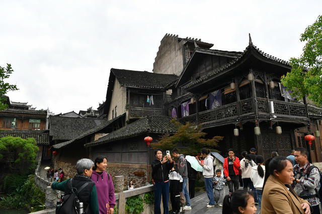 五一,,旅游,消费,边城,游客