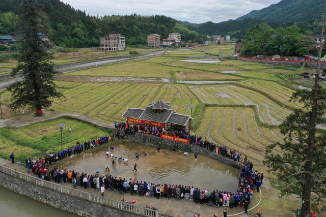 五一 非遗 文化 侗寨 村民 游客 传承 匠心

