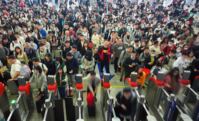 铁路 客流 高峰 五一 假期