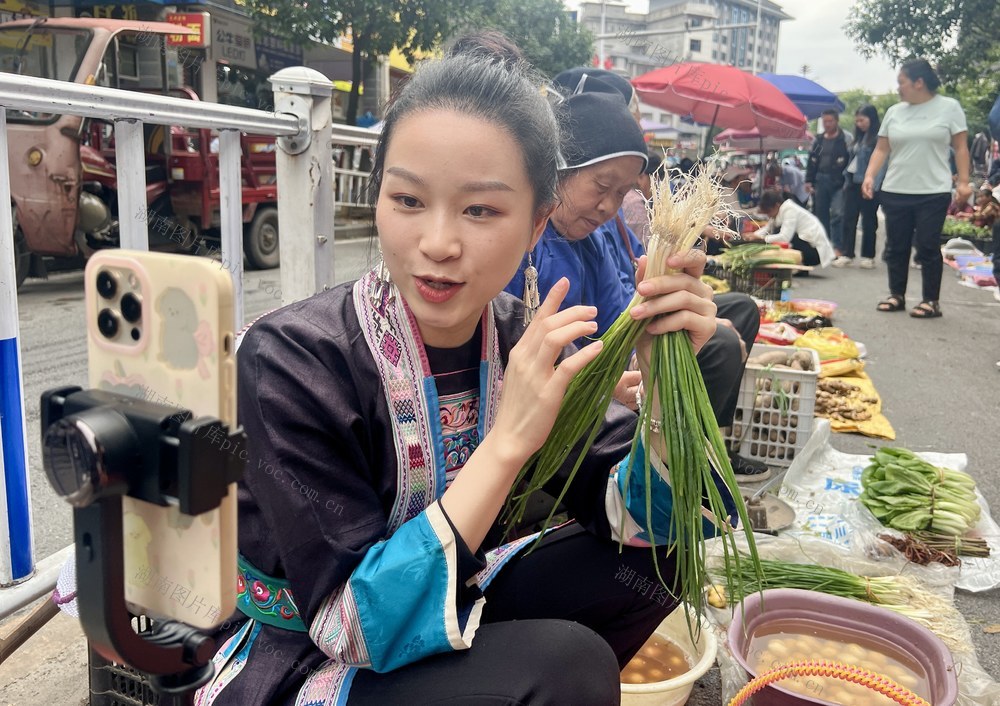 集市“售卖员”
