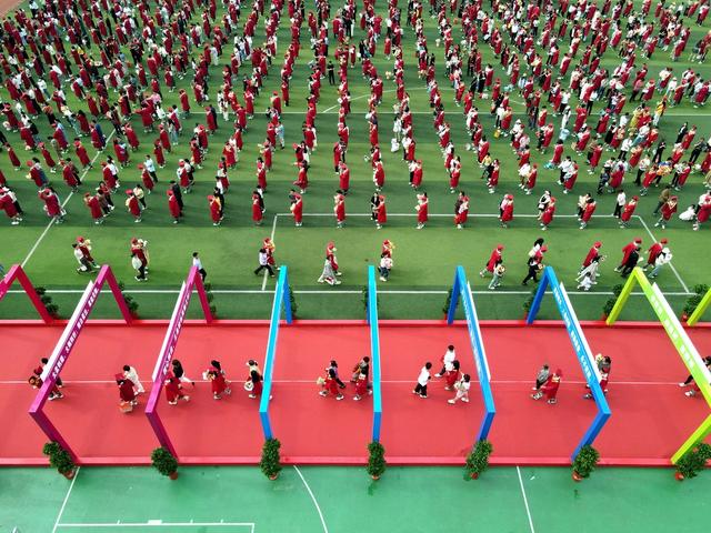 成人礼  传统  感恩  励志  青春  十八岁  宪法