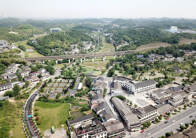 文学口赋能囗 清溪囗巨变