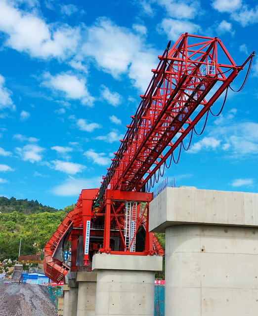 邵阳县谷洲镇 鸟山渡槽 
 工程施工