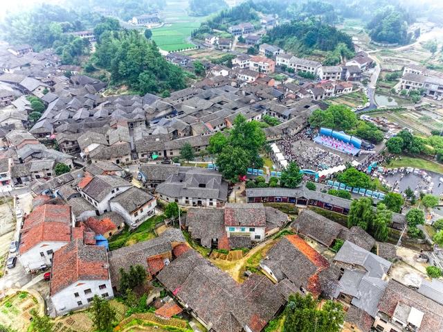 中国旅游日 张谷英
