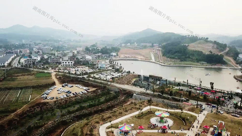 邵阳县五峰铺镇新田村 表演 春联