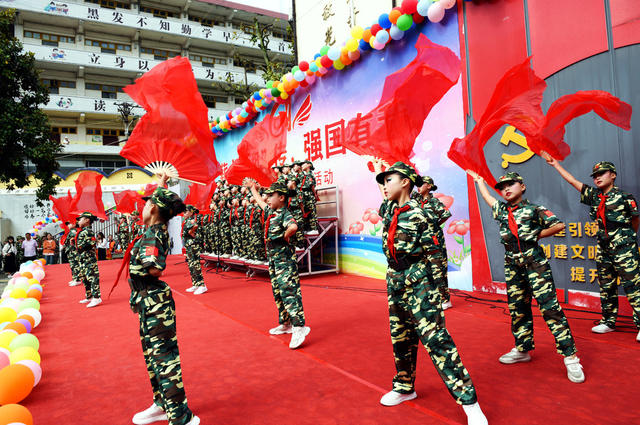 六一 红歌 师生 欢庆 演唱
